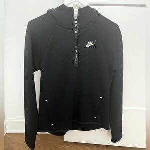 Nike Black Standard Fit Lightweight Hoodie